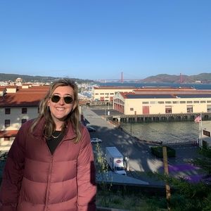 Meet your Posher, Caroline